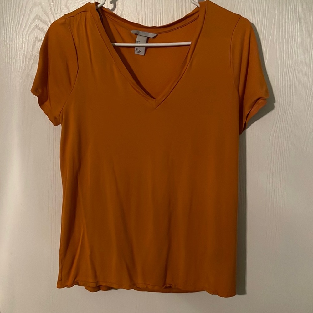 Orange v-neck t-shirt H&M